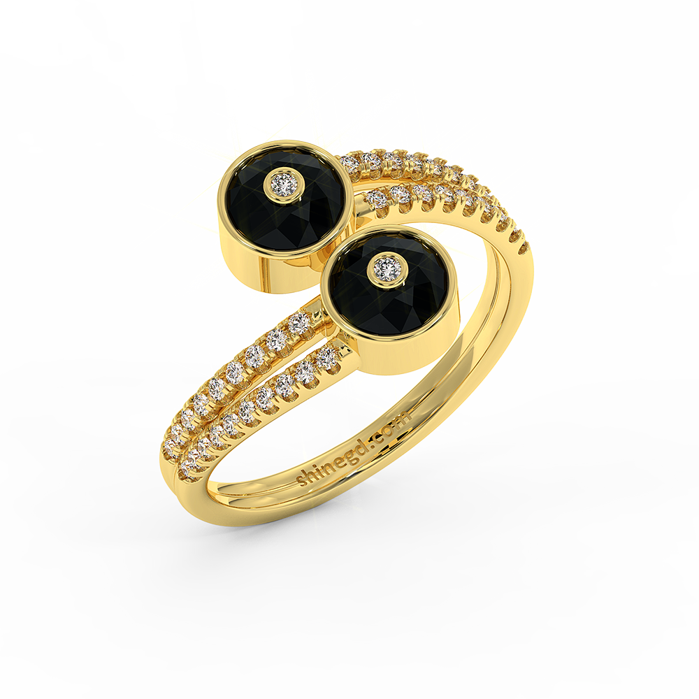 18K Gold Black & White Diamond Ring
